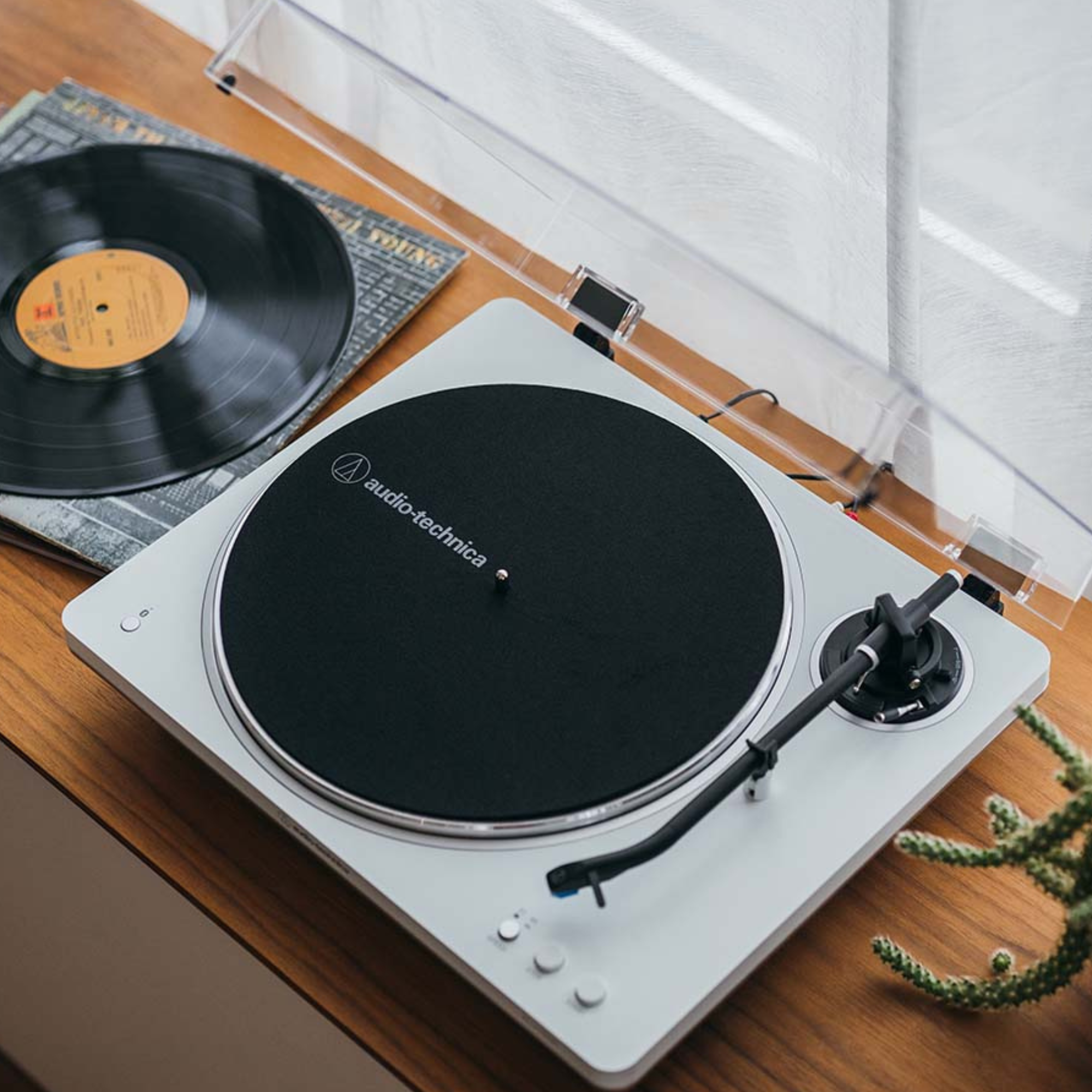 Audio Technica Turntable