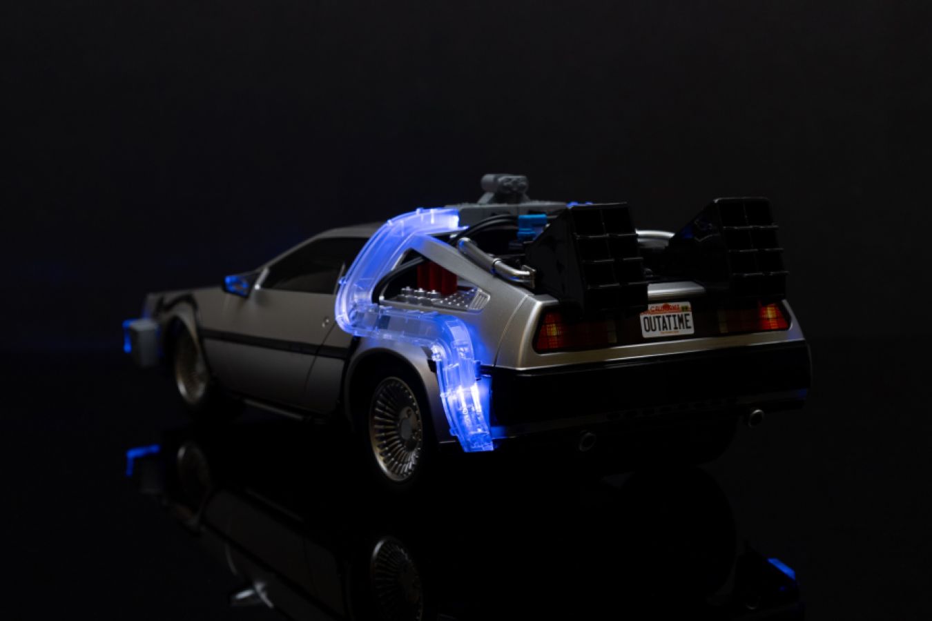 BttF - 1:16 Time Machine R/C Car w/Light Up Function