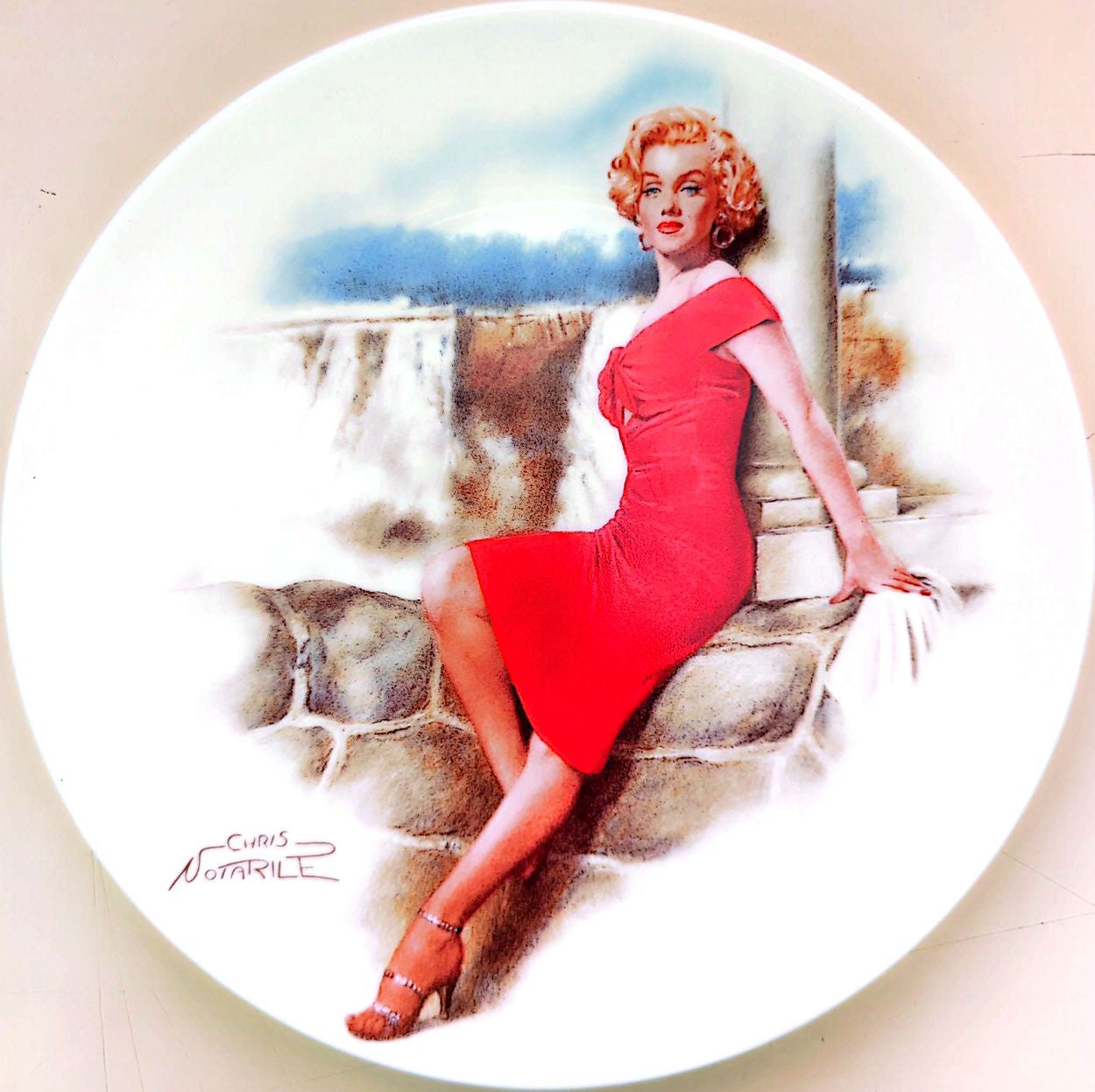 Marilyn Monroe - Vintage 1992 Delphi Niagara Plate #7691B + COA (No Box)