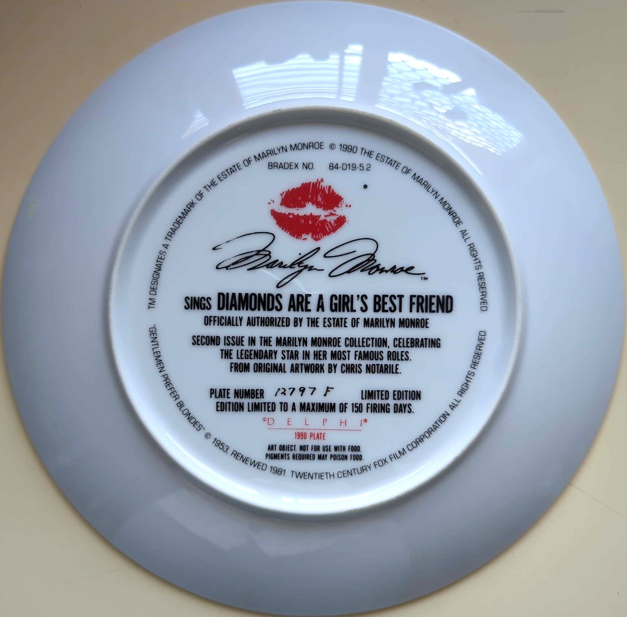 Marilyn Monroe - Vintage 1990 Delphi Sings Diamonds Are A Girl's Best Friend Plate #12797F + COA (No Box)