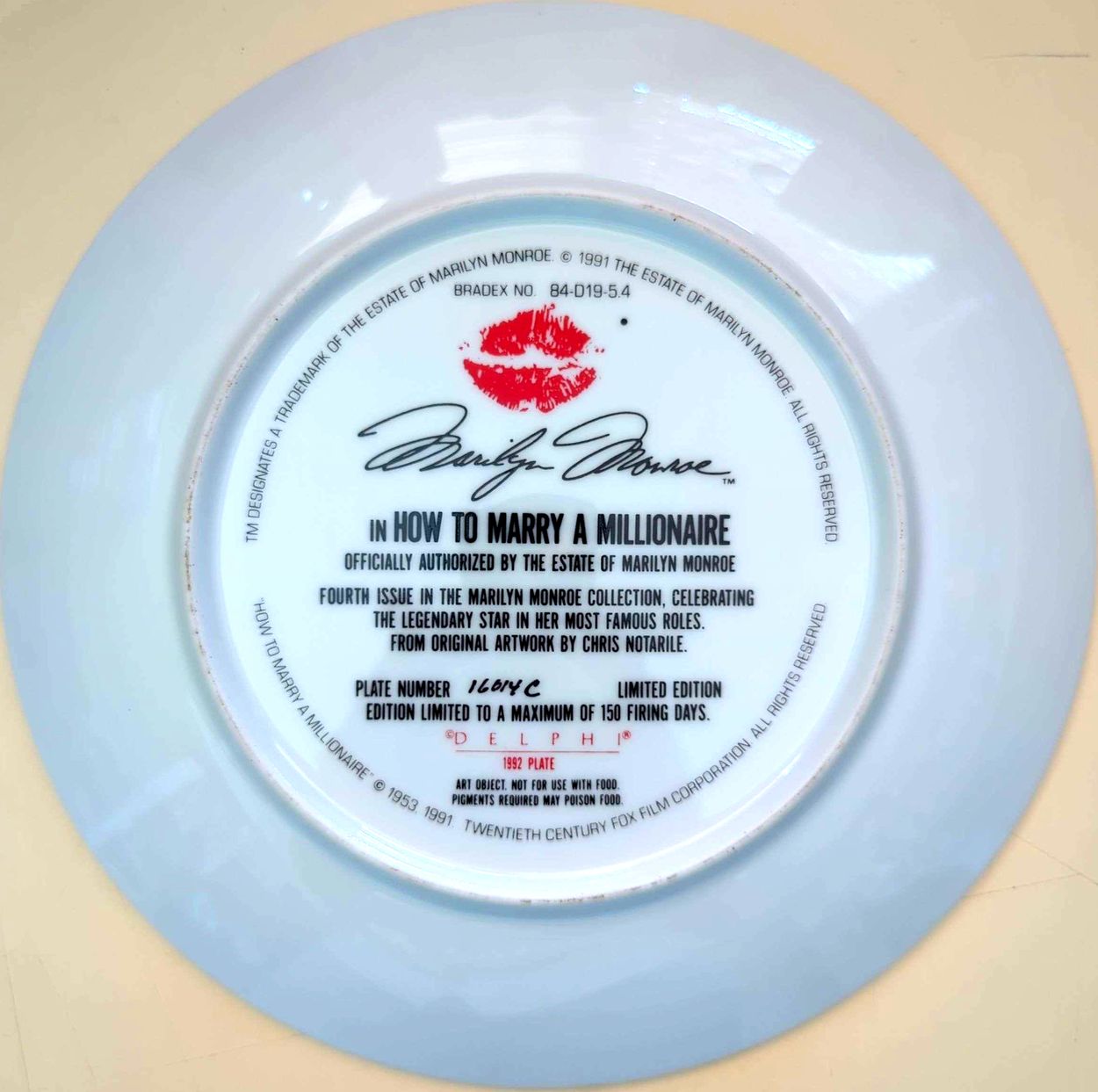 Marilyn Monroe - Vintage 1990 Delphi How To Marry A Millionaire Plate #16014C + COA (No Box)