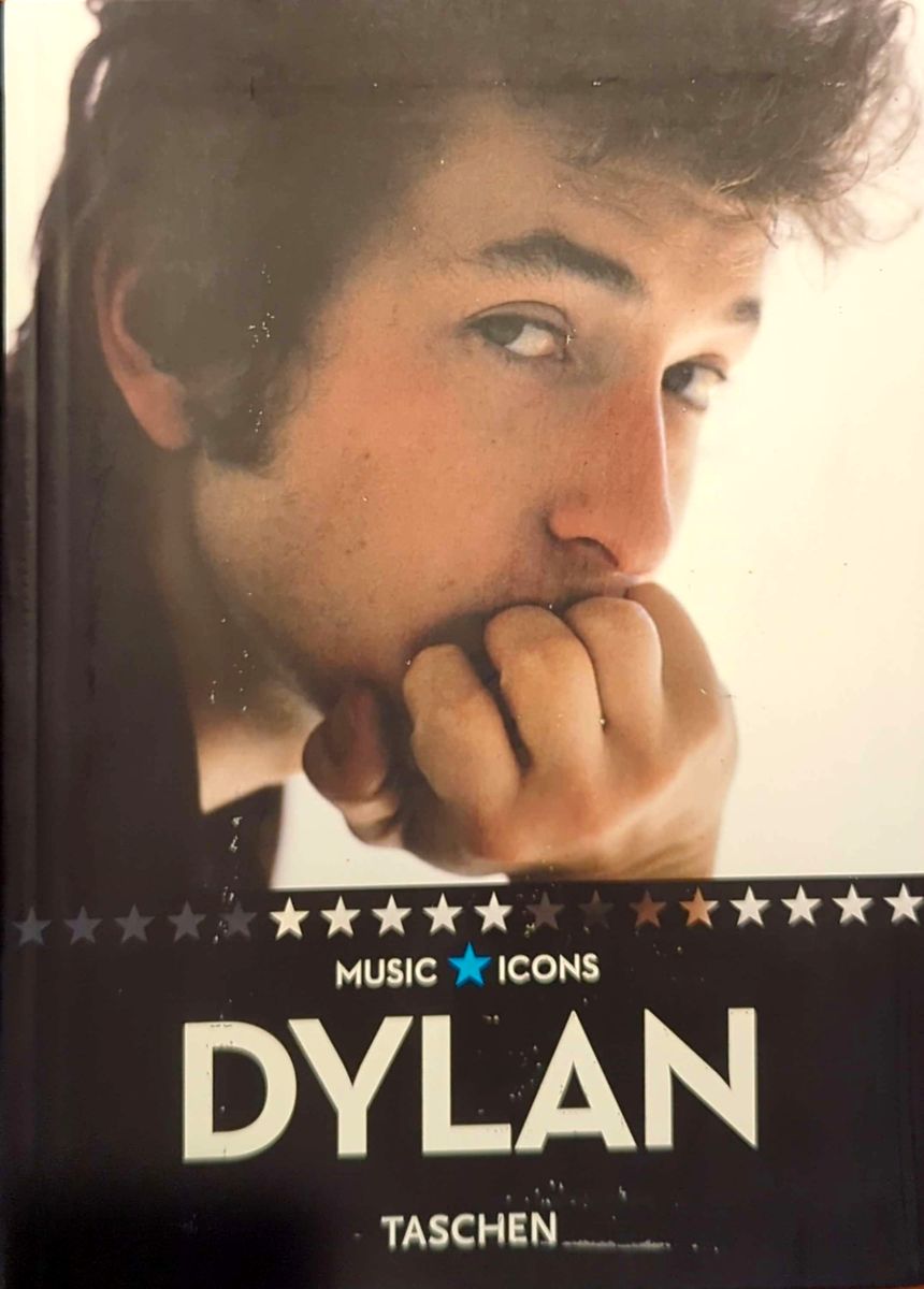 Luke Crampton & Dafydd Rees - Music Icons: Dylan Softcover Book (2009)