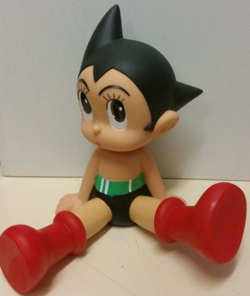 Astro Boy - Sitting 20cm Figurine