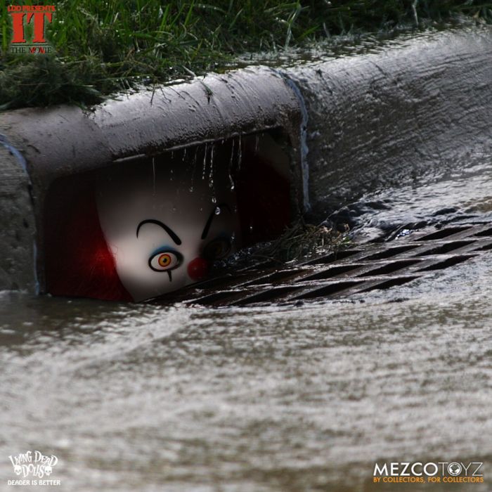 Living Dead Dolls - Pennywise 1990 10 Inch Figure