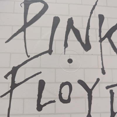 Vinyl Art - Pink Floyd The Wall Spray-Painted Vinyl