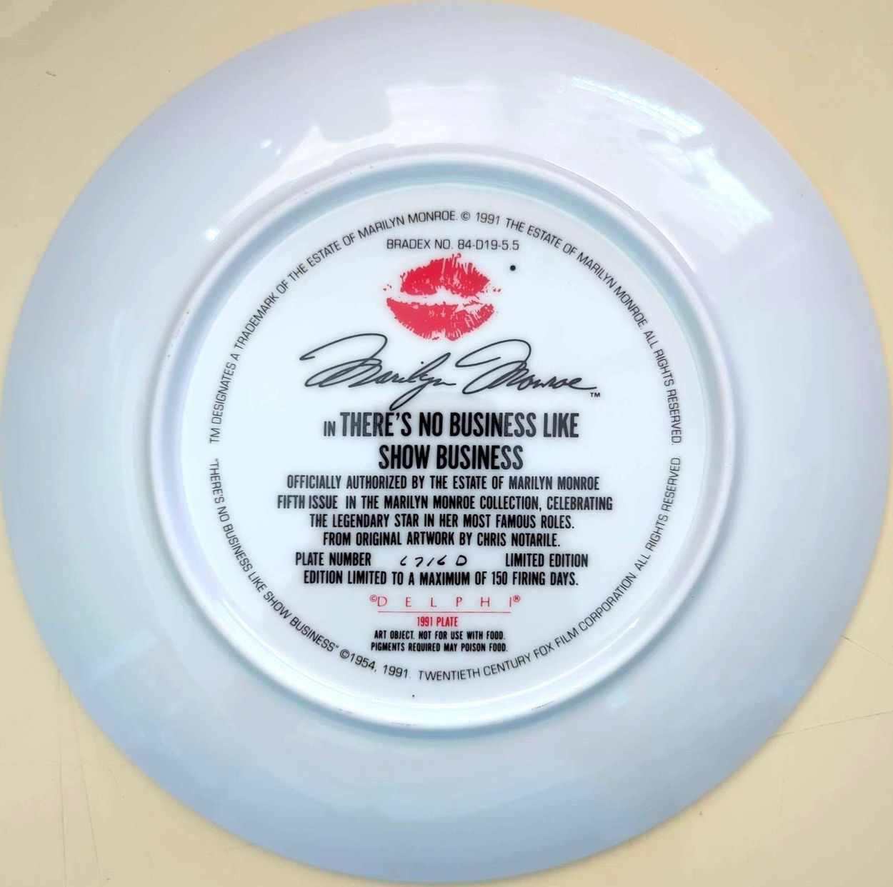 Marilyn Monroe - Vintage 1991 Delphi There's No Business Like Show Business Plate #6716D + COA (No Box)