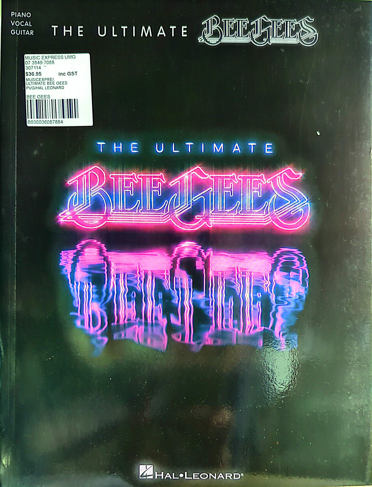 Bee Gees - The Ultimate Bee Gees Piano/Vocal/Guitar Softcover Songbook (2010)