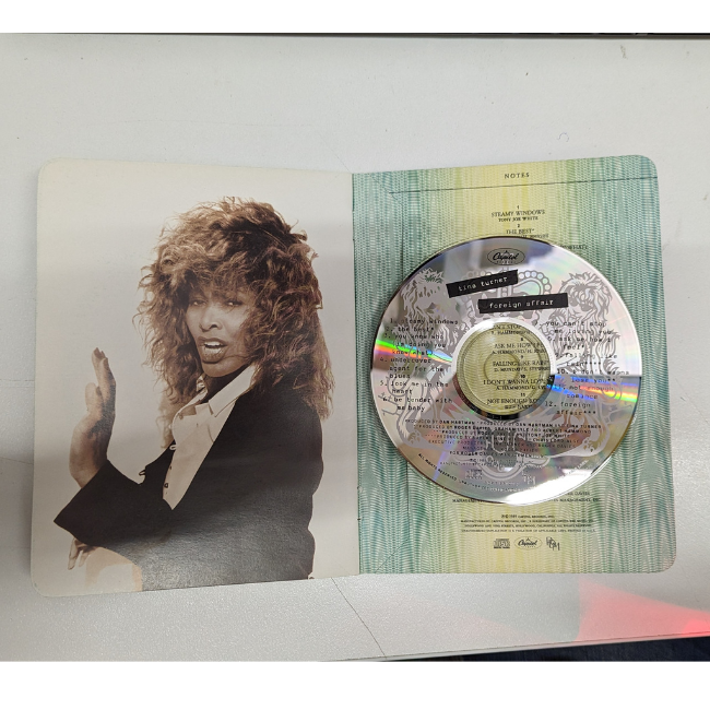 Tina Turner - Foreign Affair Passport Booklet & CD